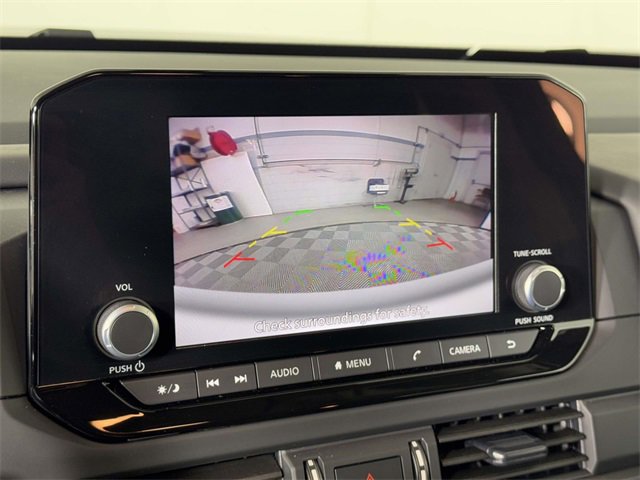 Used 2025 Nissan Pathfinder S image 26