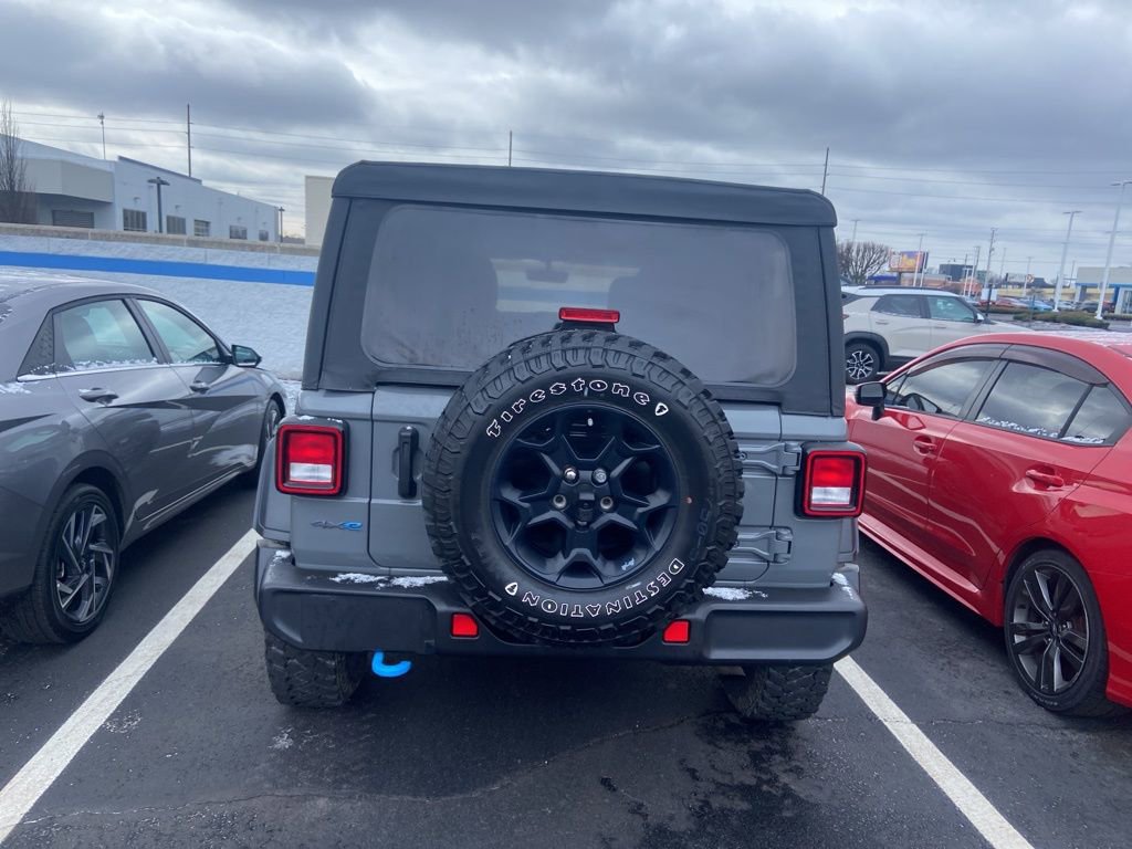 Used 2023 Jeep Wrangler Unlimited w/ Cold Weather Group image 3