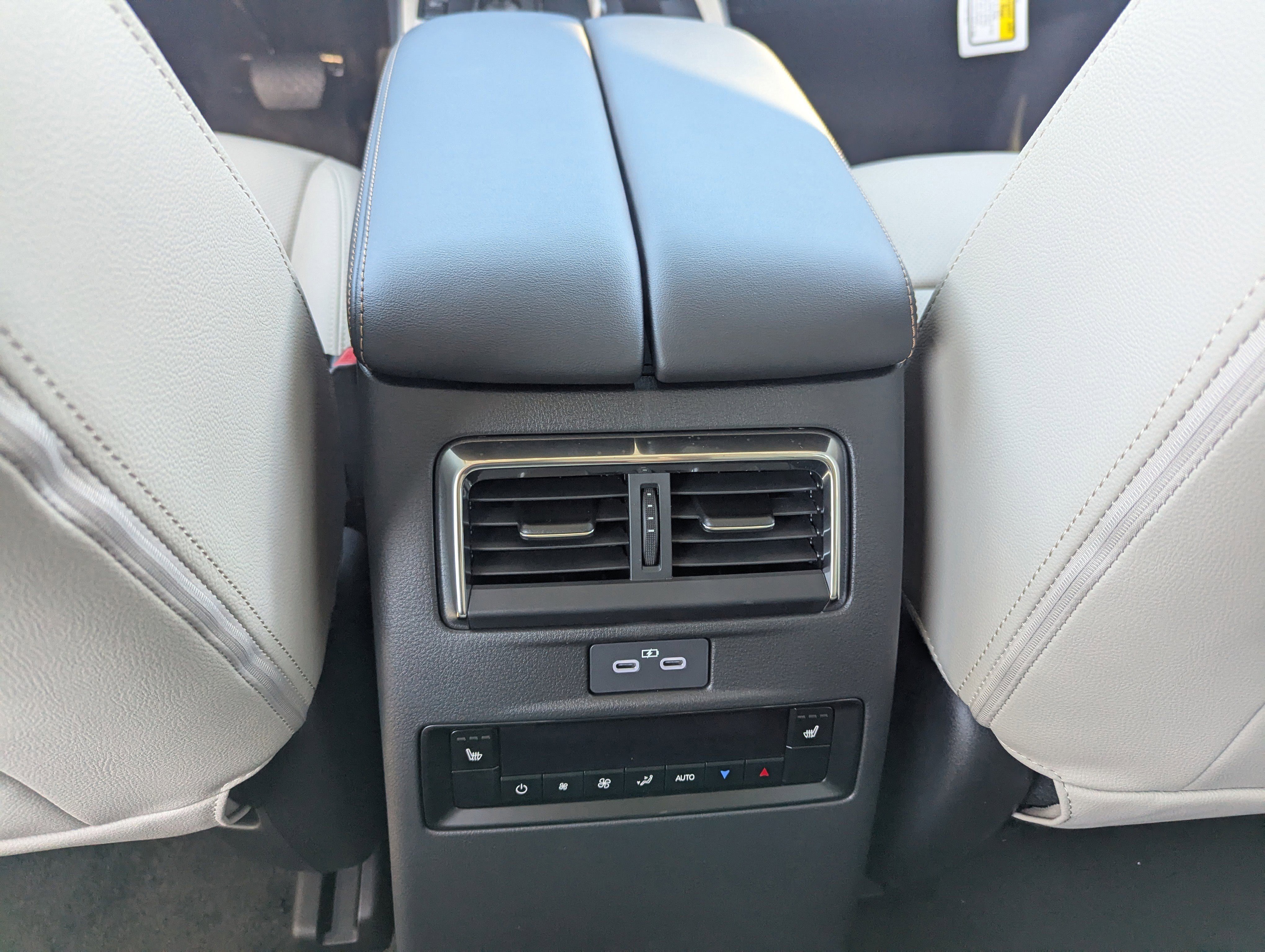 New 2026 MAZDA CX-90 3.3 Turbo w/ Preferred Package image 26