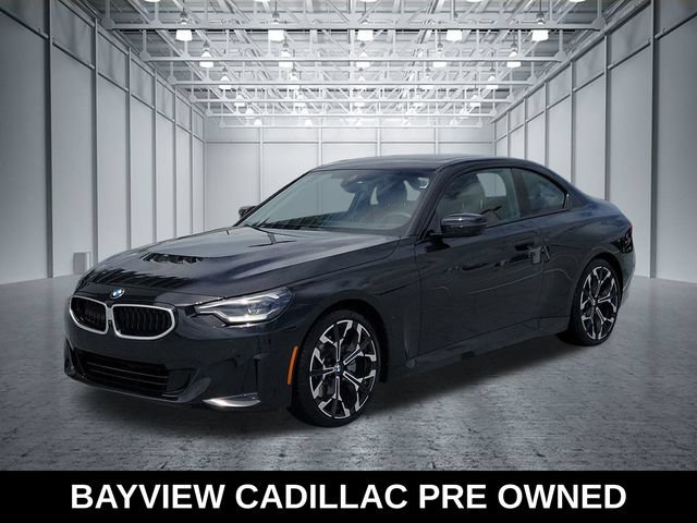 Used 2025 BMW 230i Coupe w/ Convenience Package RWD image 1