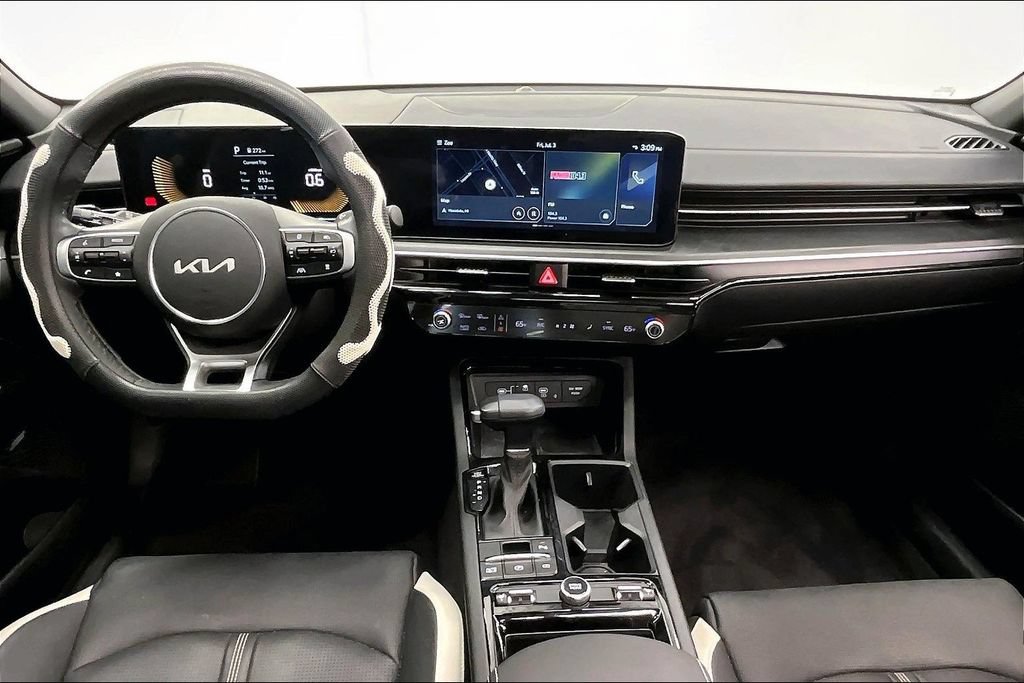Used 2025 Kia K5 GT-Line w/ GT-Line Premium Package FWD image 14