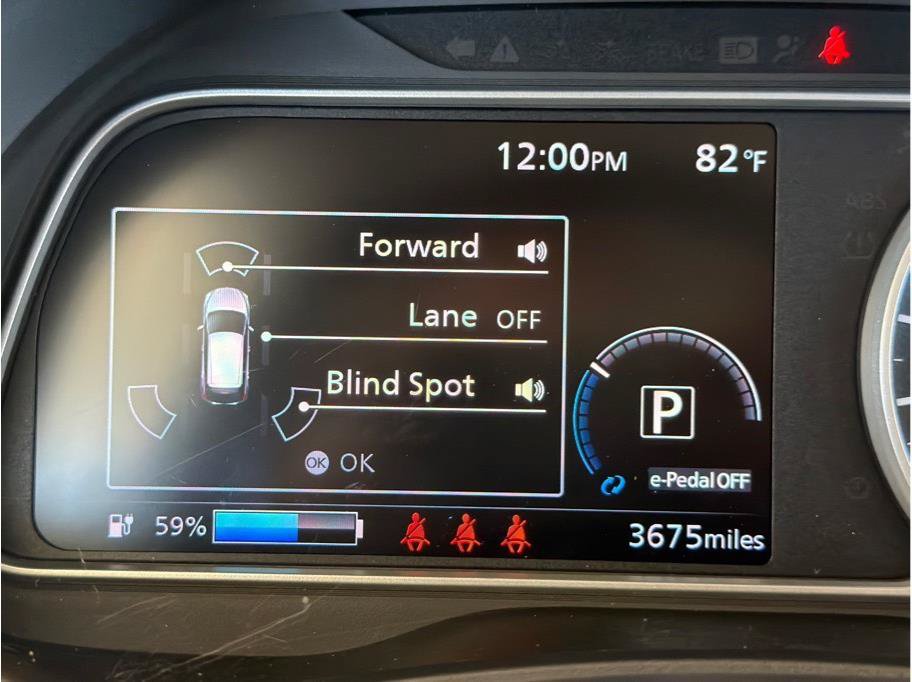 Used 2025 Nissan Leaf S FWD image 23