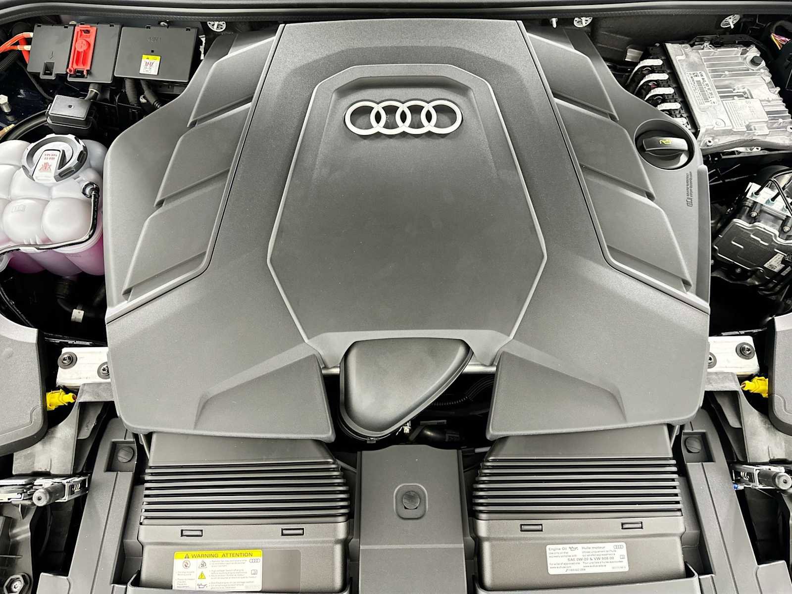New 2025 Audi Q8 Premium Plus image 29