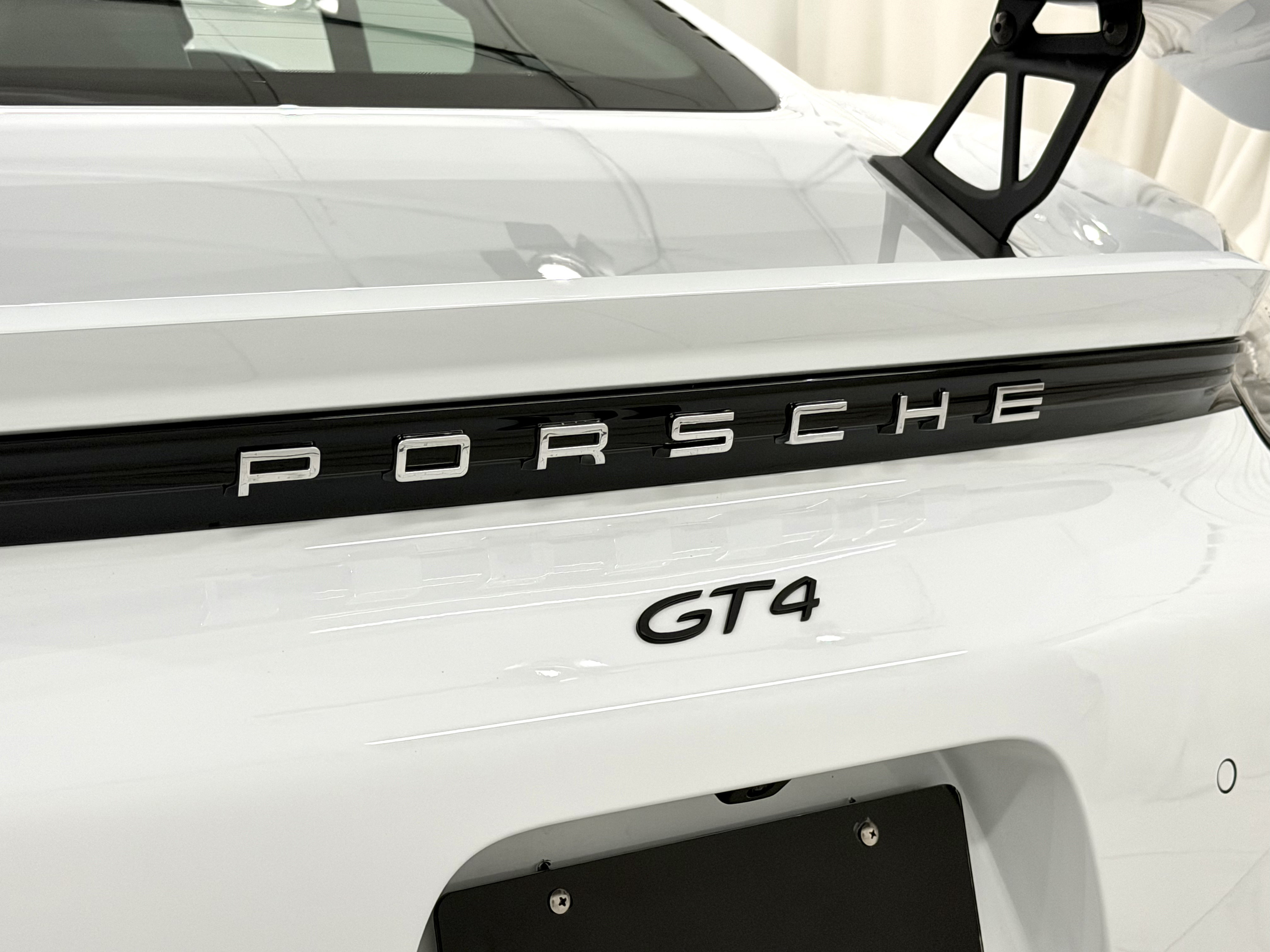 Certified 2022 Porsche 718 Cayman GT4 RWD image 57