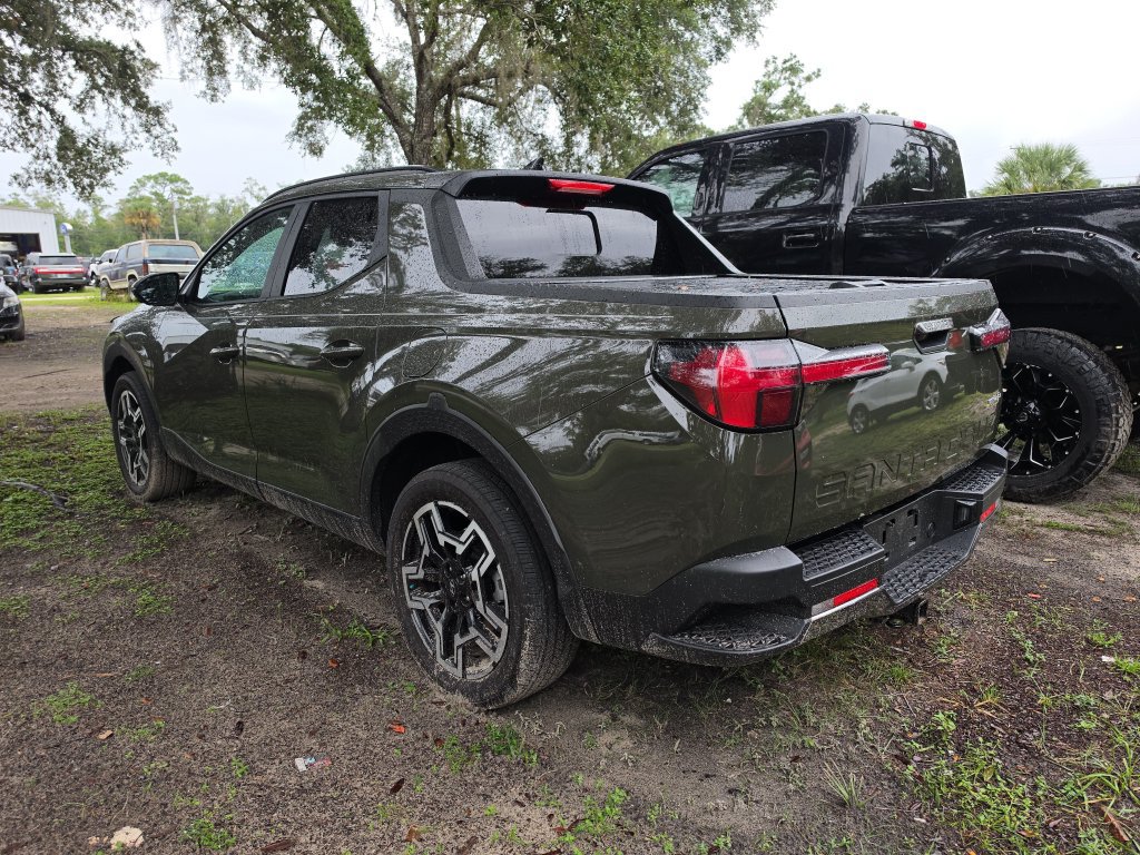 Used 2025 Hyundai Santa Cruz Limited AWD/4WD image 5