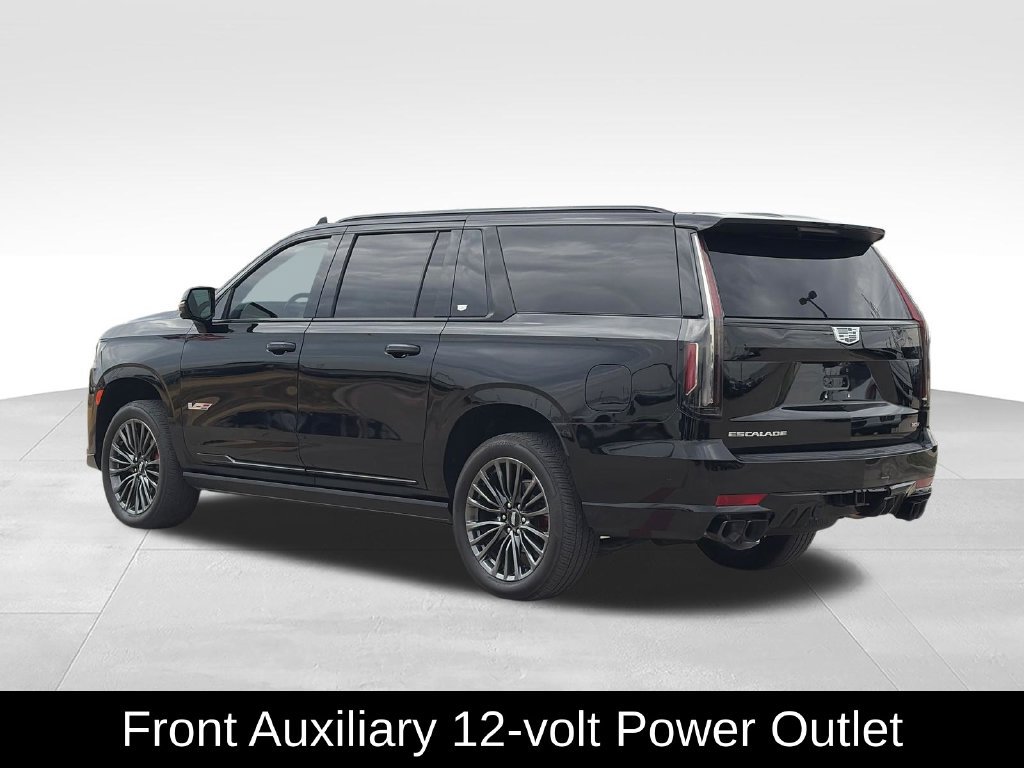 Used 2023 Cadillac Escalade ESV V AWD/4WD image 6