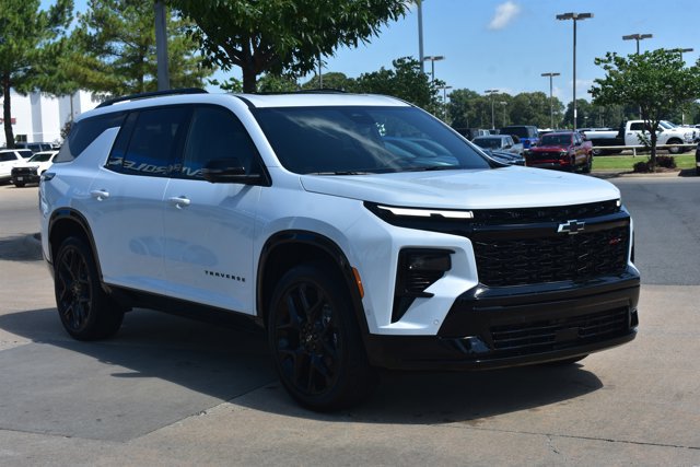 New 2026 Chevrolet Traverse RS w/ LPO, Floor Liner Package AWD/4WD image 3