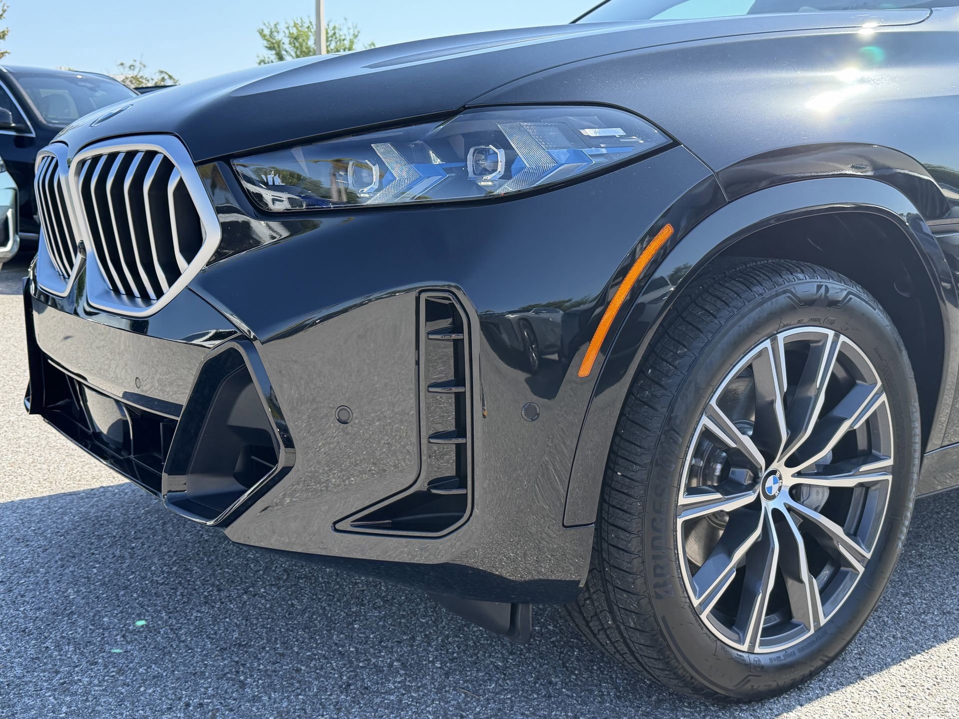 Used 2026 BMW X6 xDrive40i image 12