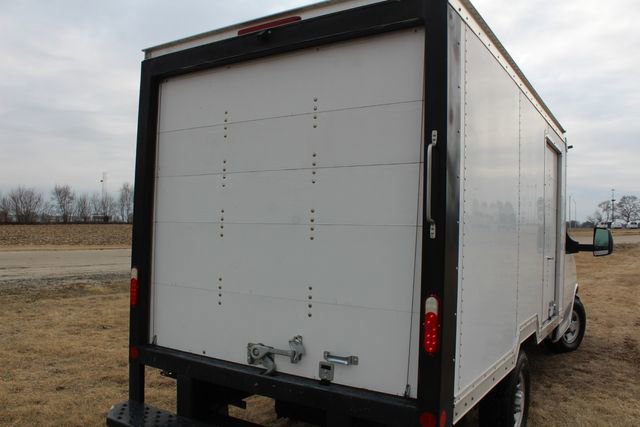 Used 2016 Chevrolet Express 3500 image 11