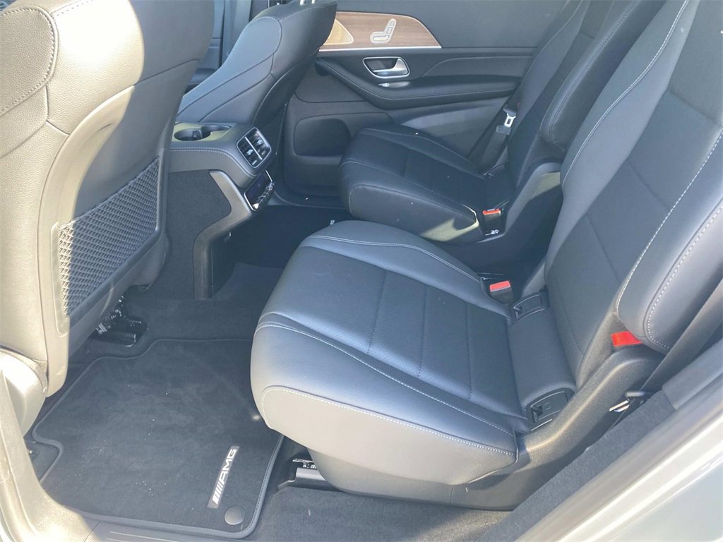 Used 2025 Mercedes-Benz GLS 450 4MATIC image 27