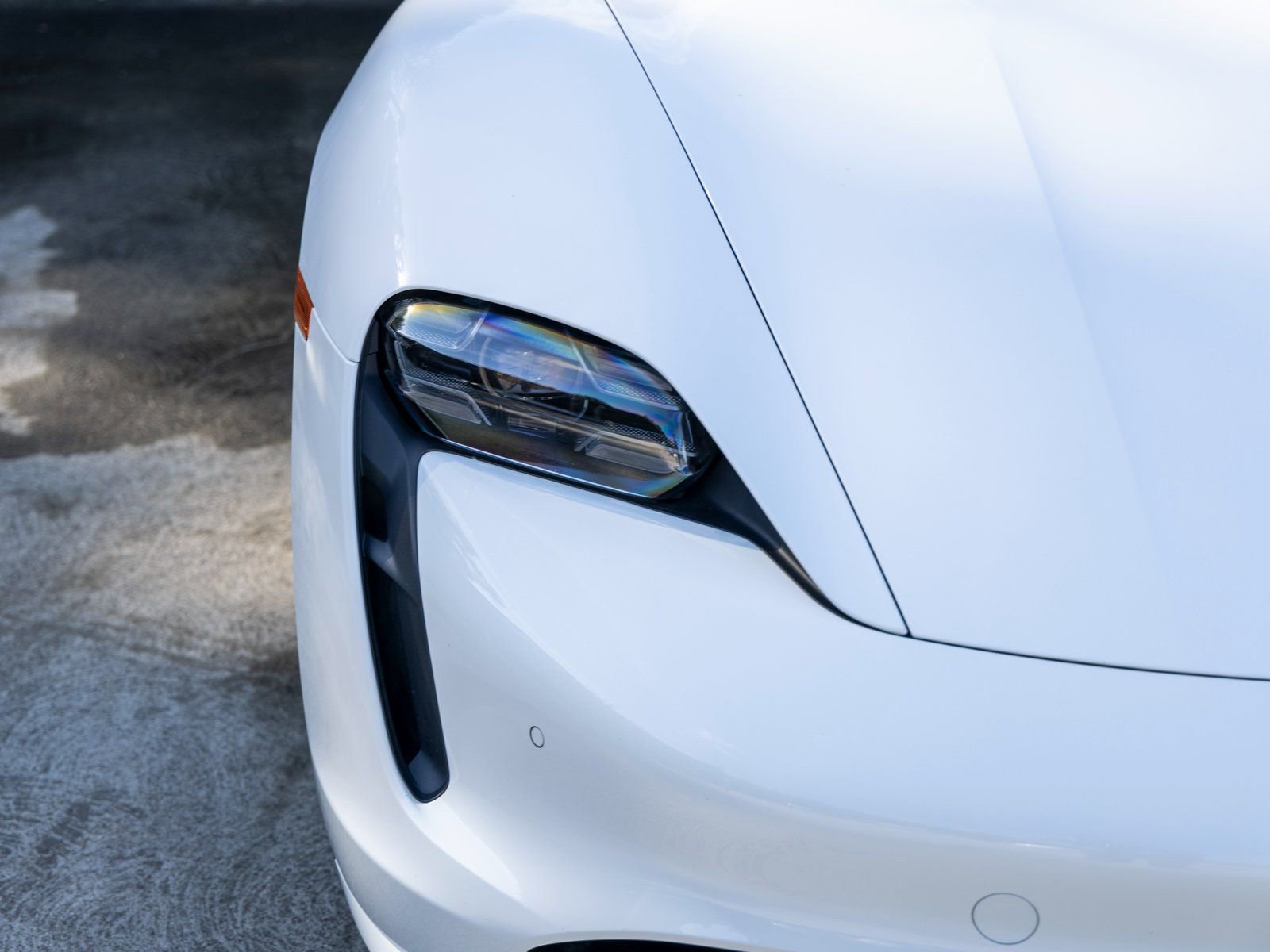 Certified 2023 Porsche Taycan Turbo image 14