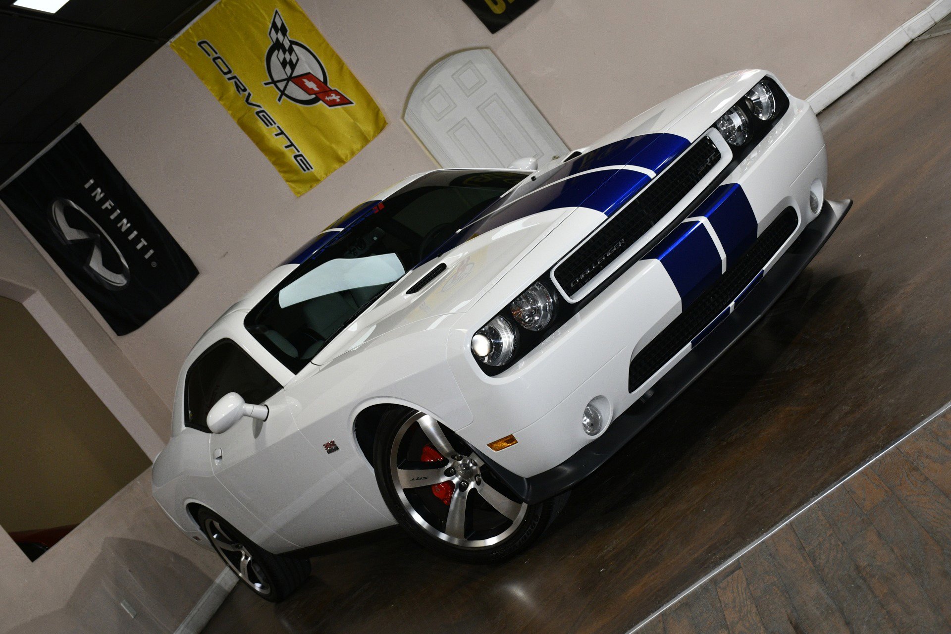 Used 2011 Dodge Challenger SRT8 w/ SRT Option Group II image 77