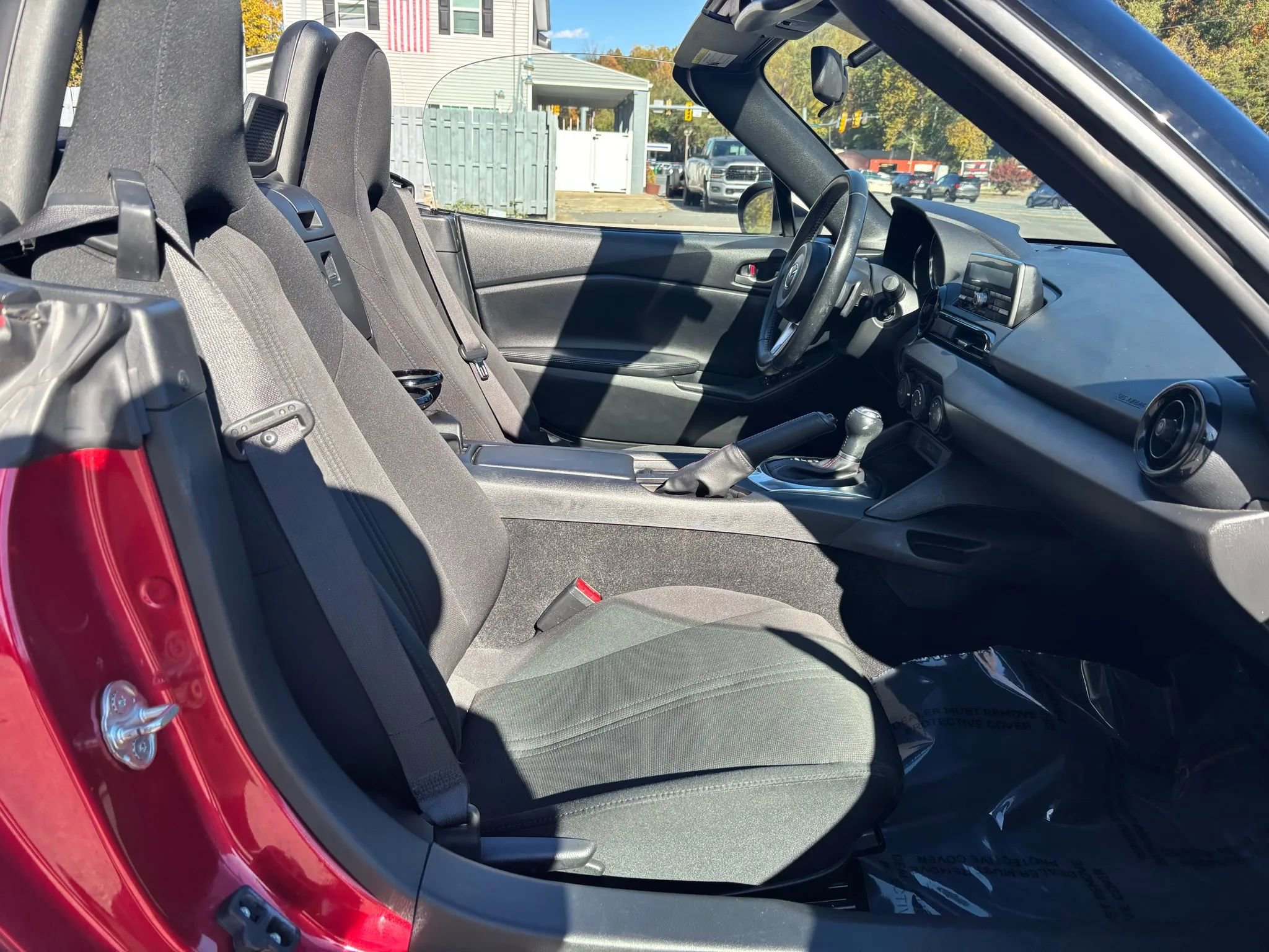 Used 2016 MAZDA MX-5 Miata Sport image 22