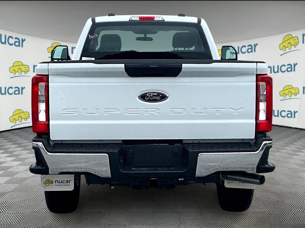 New 2026 Ford F350 XL w/ XL Chrome Package image 6