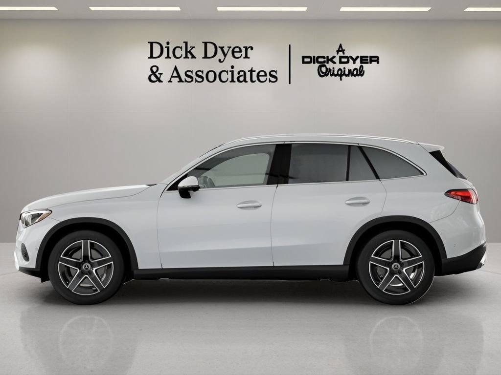 Used 2026 Mercedes-Benz GLC 300 image 29