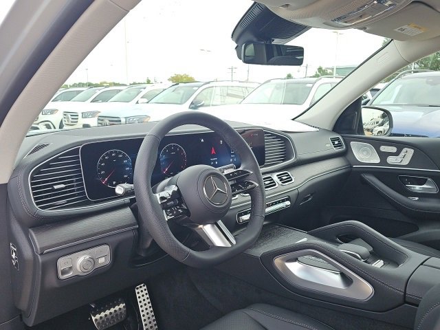 New 2026 Mercedes-Benz GLS 450 4MATIC image 18