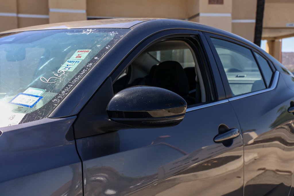Used 2025 Nissan Sentra SR FWD image 13