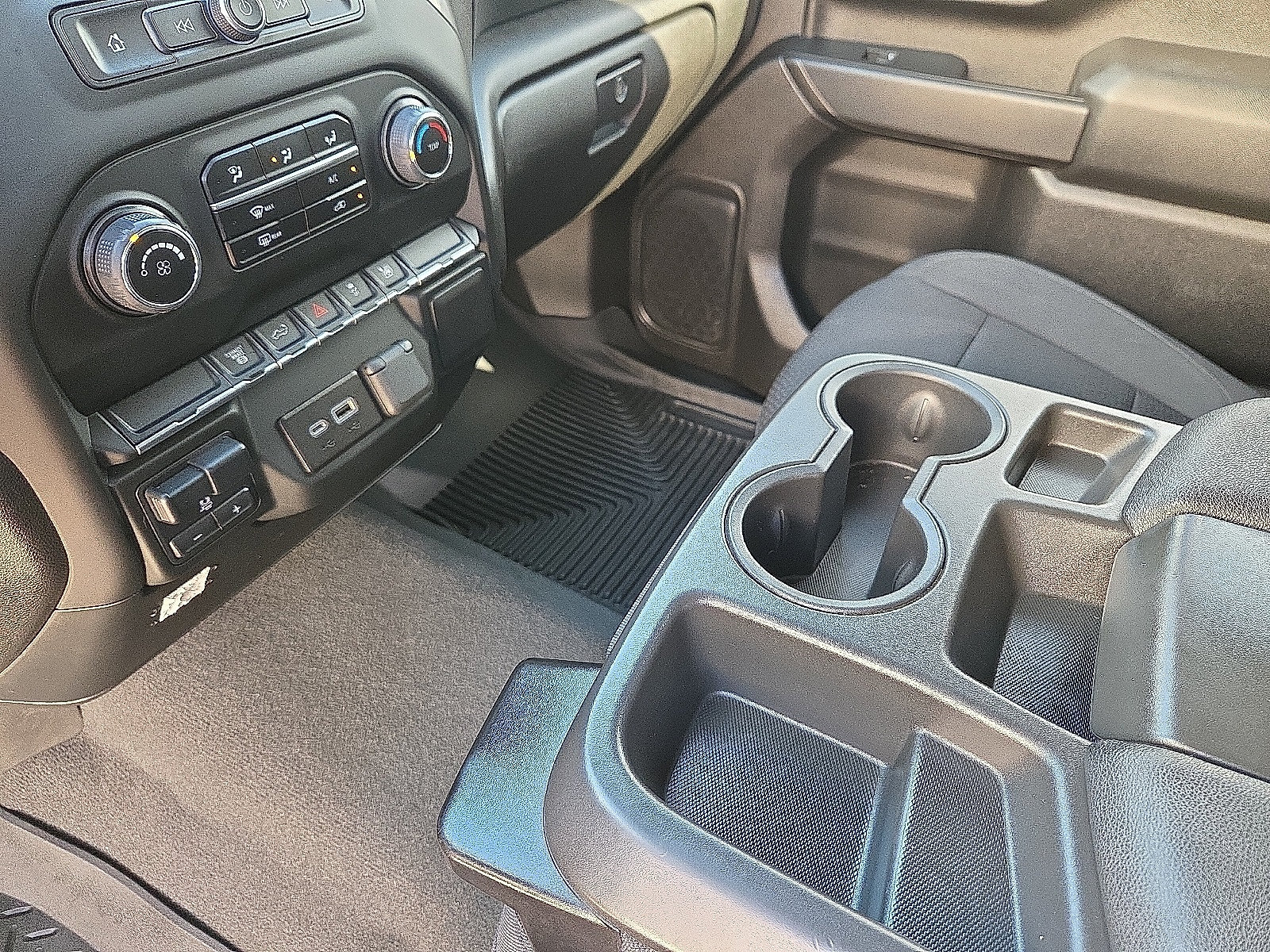 Used 2023 Chevrolet Silverado 2500 Custom w/ Custom Value Package AWD/4WD image 10