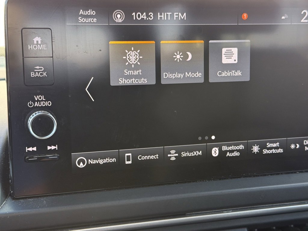 Used 2023 Honda Pilot Touring image 14