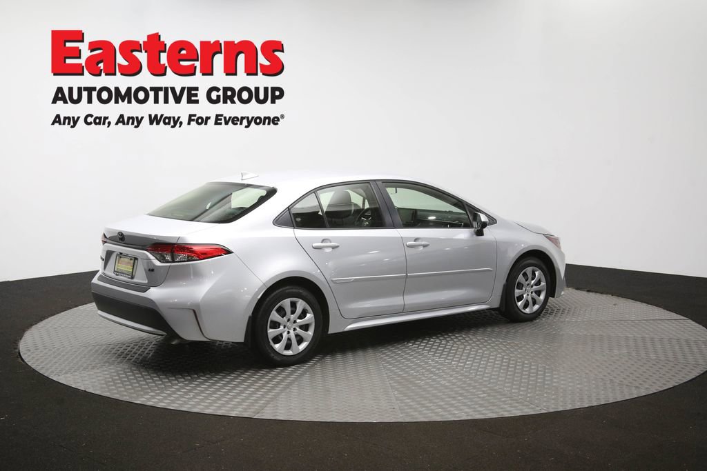 Used 2022 Toyota Corolla LE FWD image 40