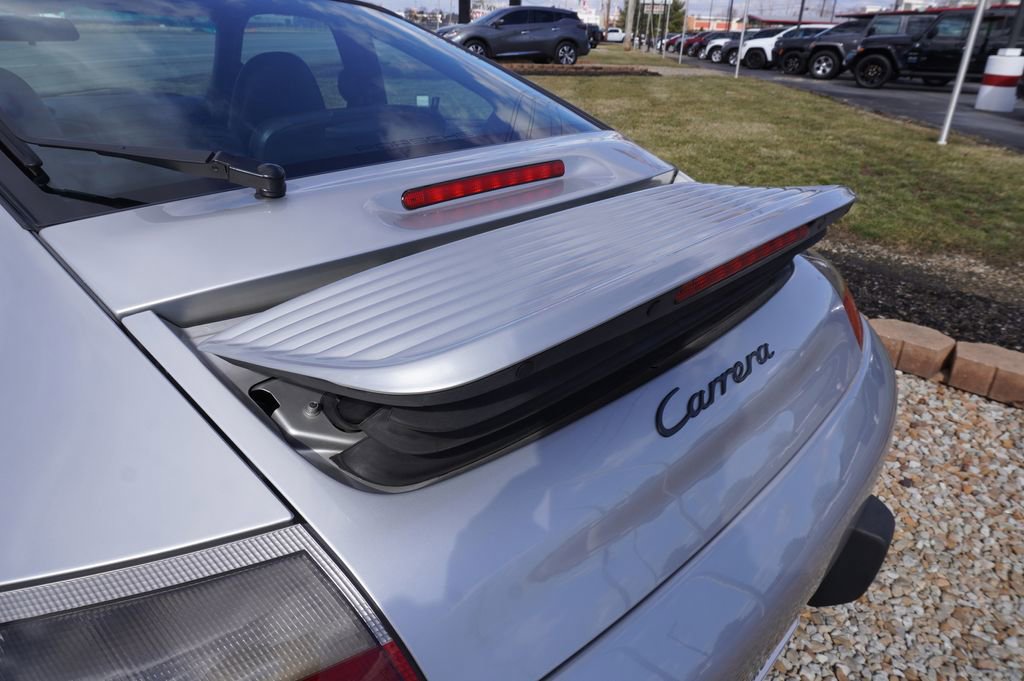 Used 2001 Porsche 911 Carrera RWD image 15