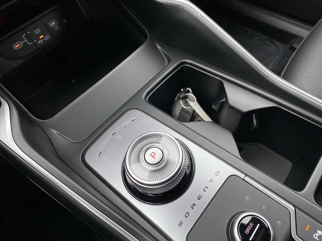 New 2026 Kia Sorento EX image 25