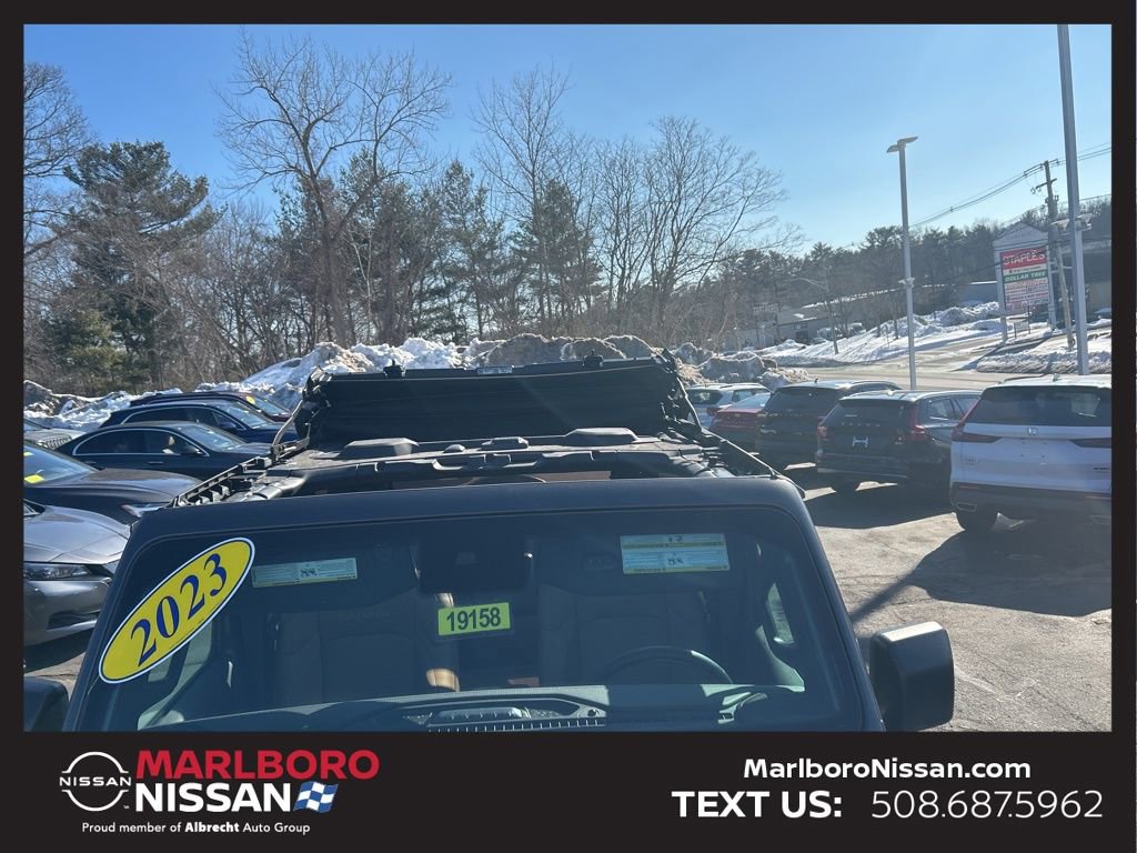 Used 2023 Jeep Wrangler Unlimited Sahara w/ Cold Weather Group image 9