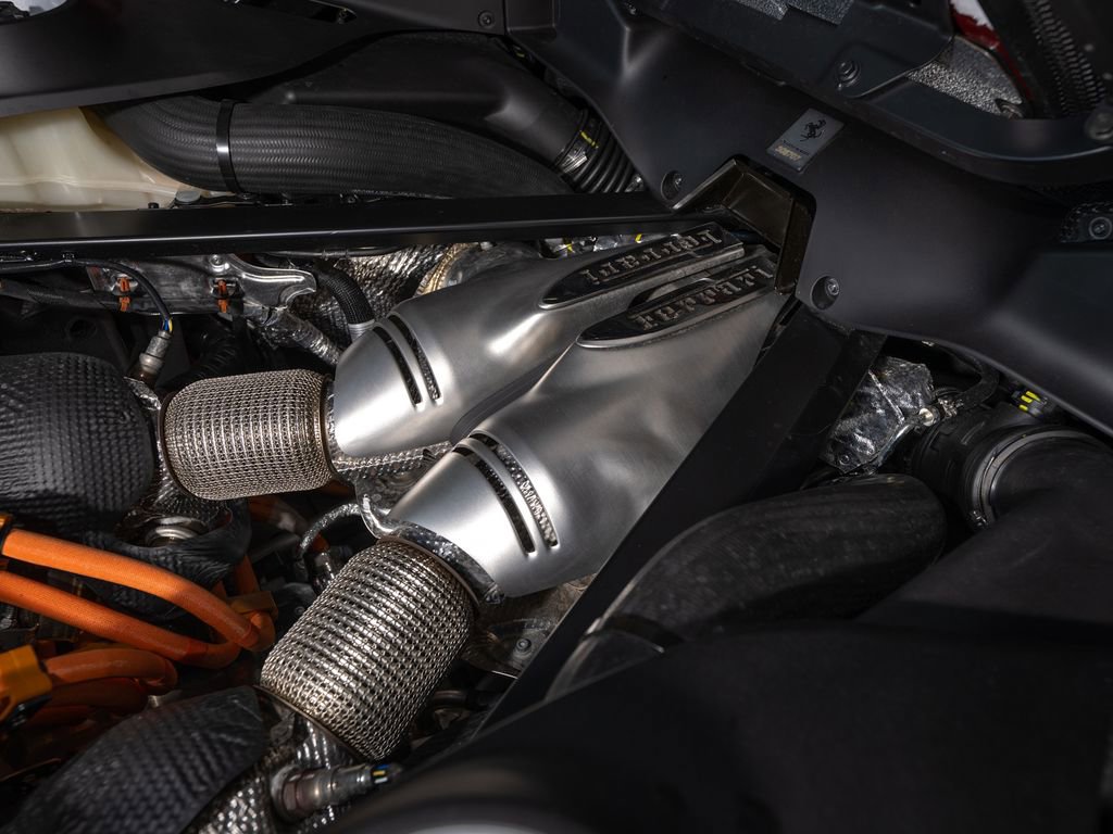 Certified 2024 Ferrari 296 GTB RWD image 31