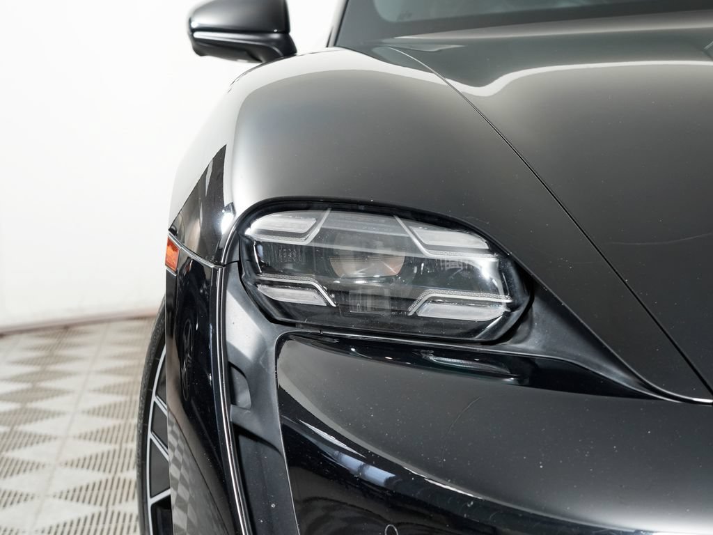 Certified 2021 Porsche Taycan 4S AWD/4WD image 11