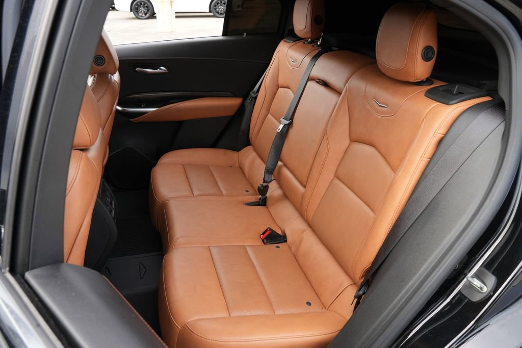 Used 2021 Cadillac XT4 Premium Luxury image 18
