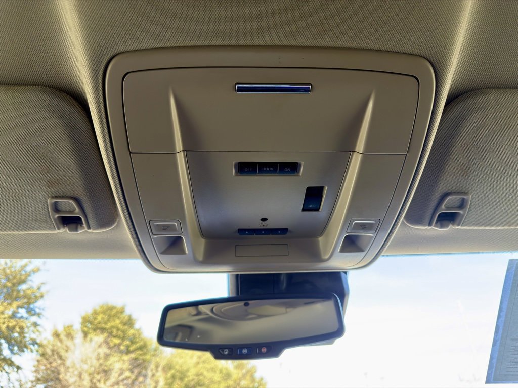 Used 2017 Chevrolet Silverado 2500 High Country w/ Duramax Plus Package image 22