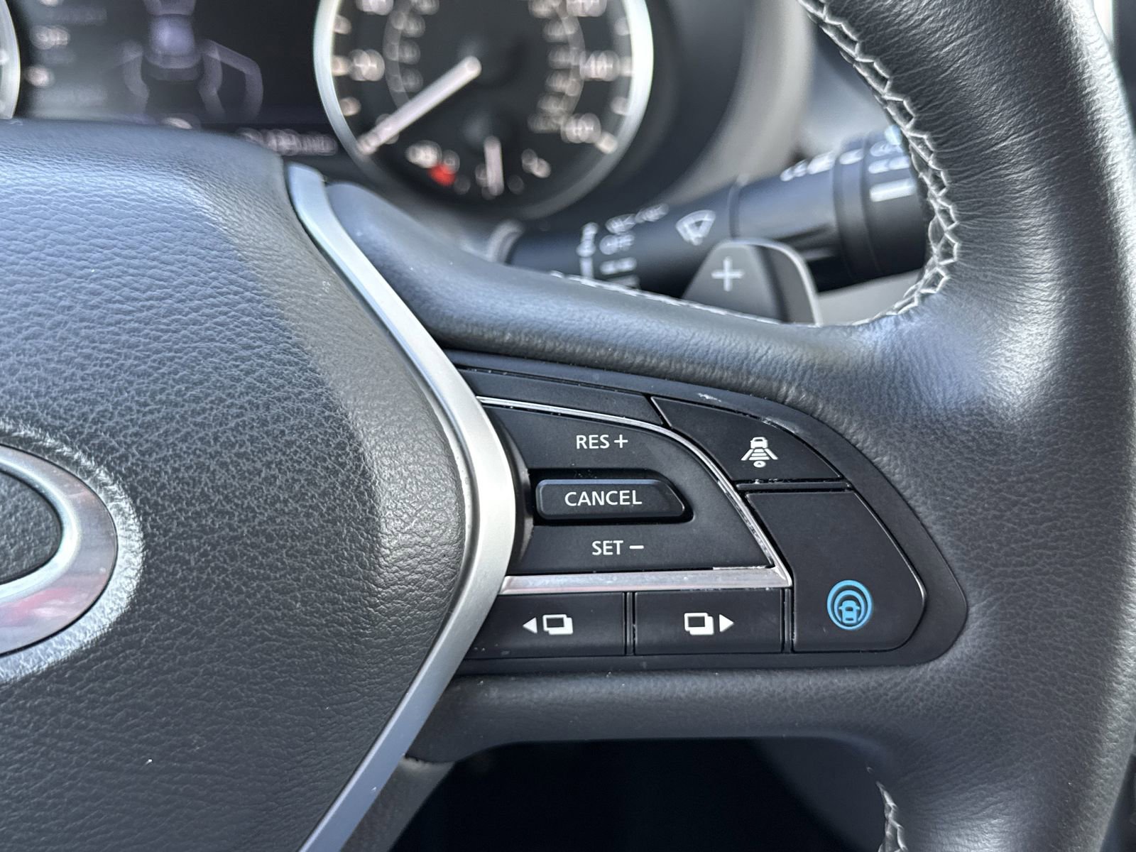 Used 2025 INFINITI QX50 Luxe image 22