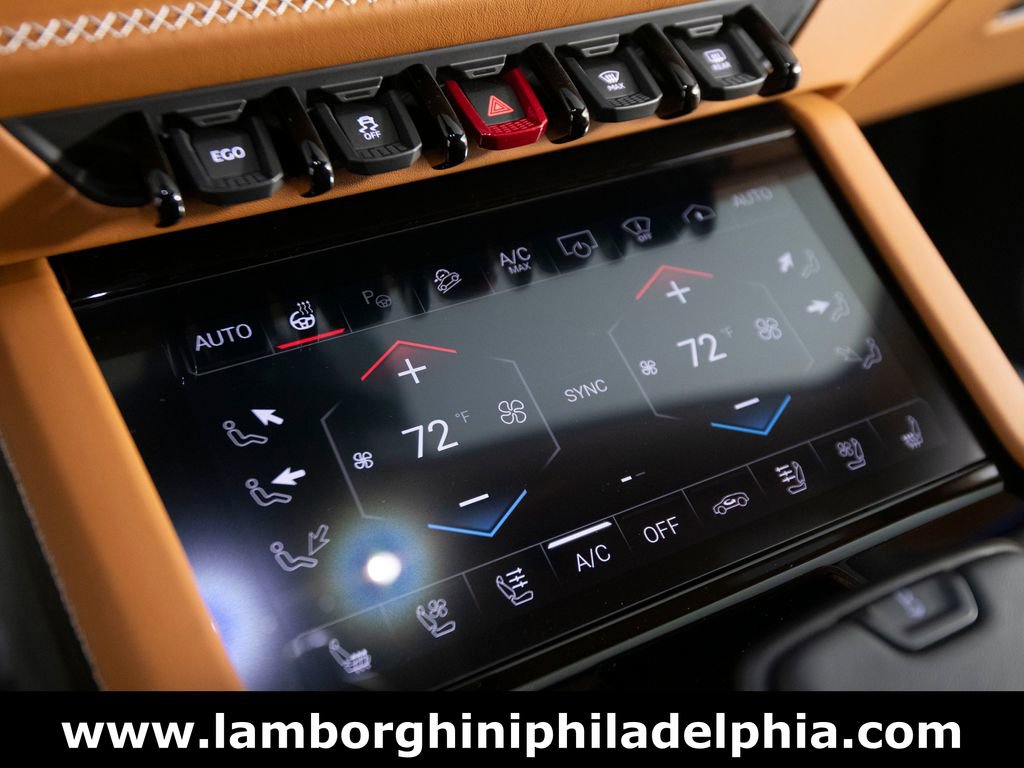 Used 2025 Lamborghini Urus S AWD/4WD image 24