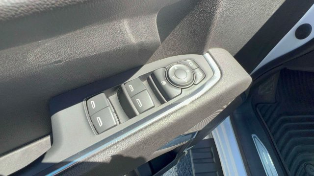 Used 2023 Chevrolet Silverado 1500 LT AWD/4WD image 21