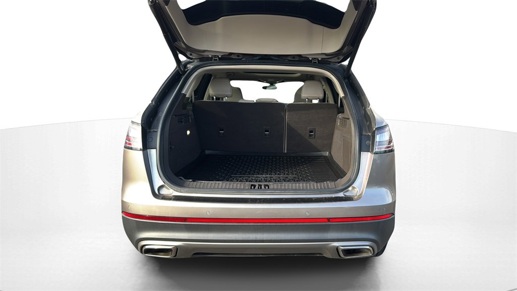 Used 2021 Lincoln Nautilus Reserve image 19