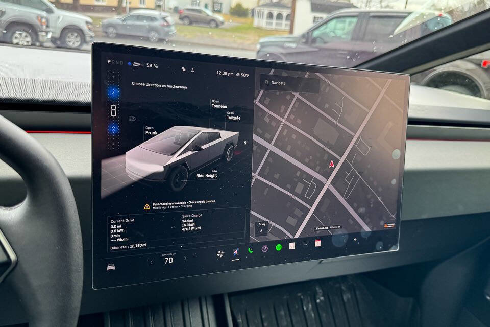 Used 2024 Tesla Cybertruck AWD Crew Cab image 26