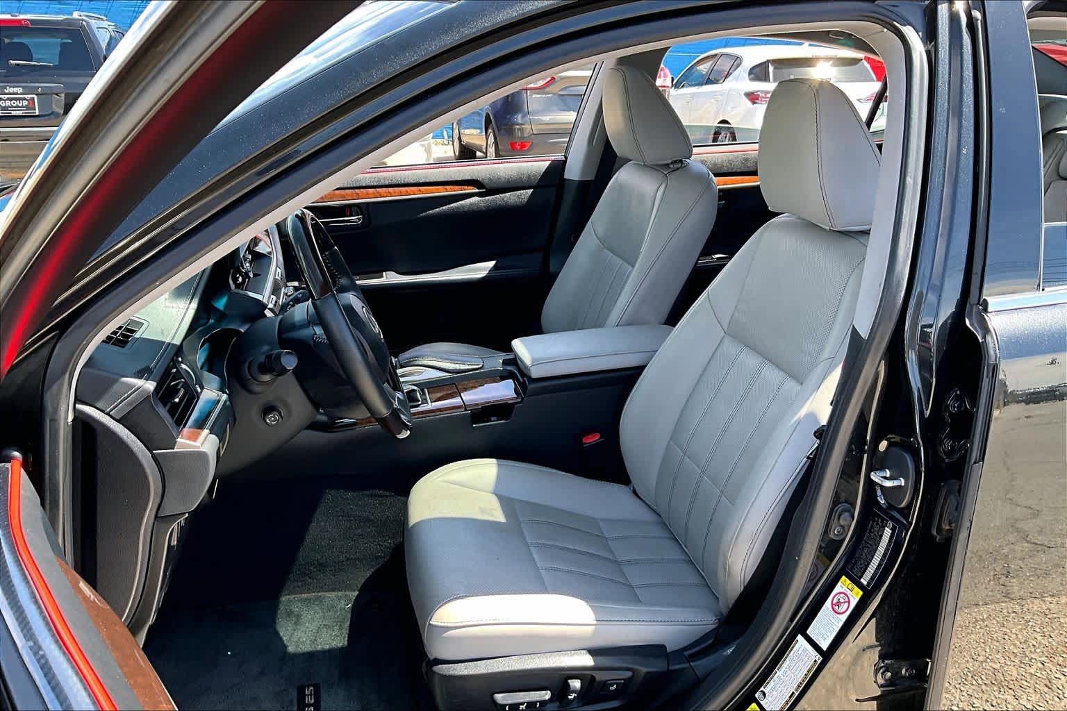Used 2018 Lexus ES 350 w/ Luxury Package w/Wood Trim FWD image 8