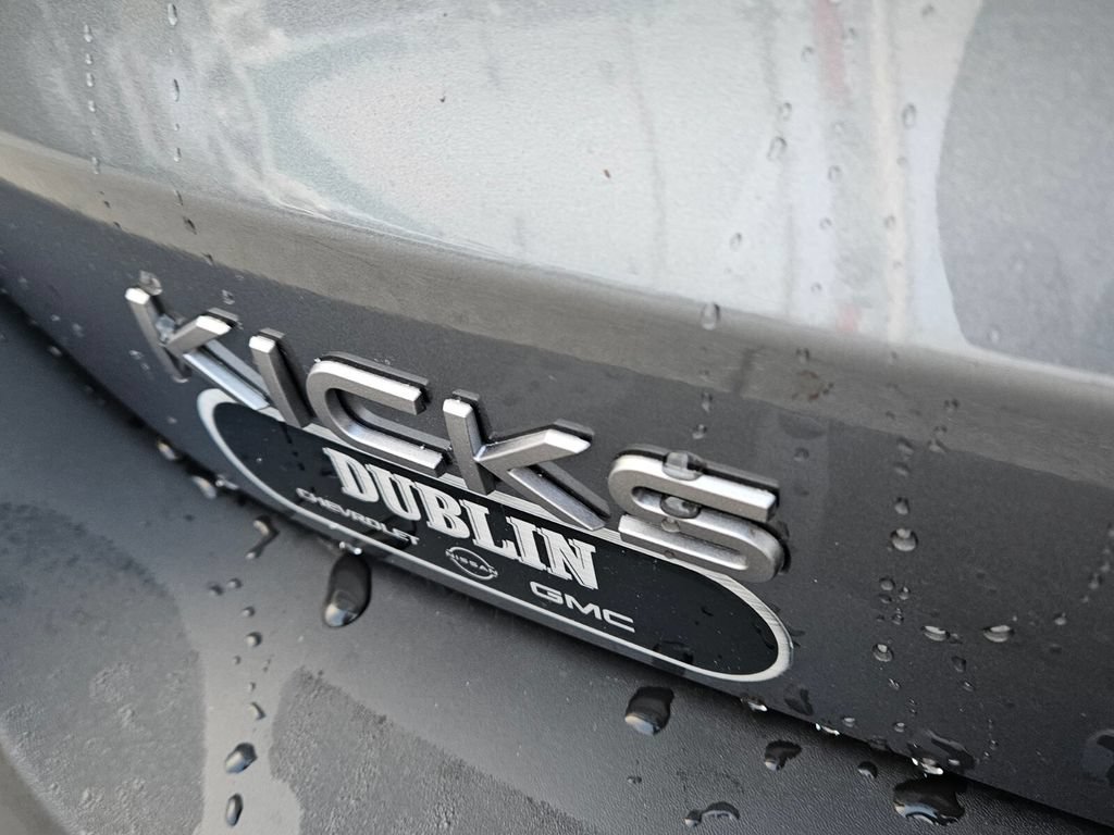 New 2026 Nissan Kicks SR FWD image 9