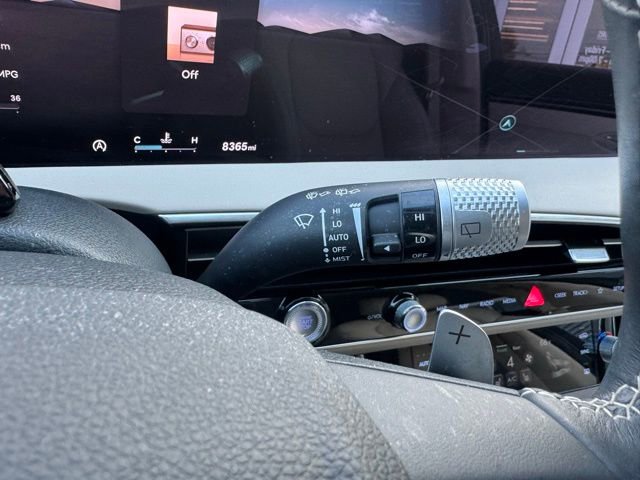 Used 2026 Genesis GV70 2.5T Select image 30