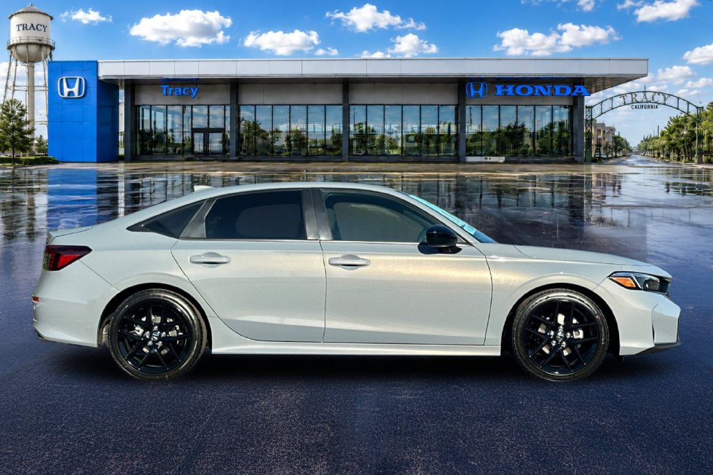 Used 2026 Honda Civic Sport image 4