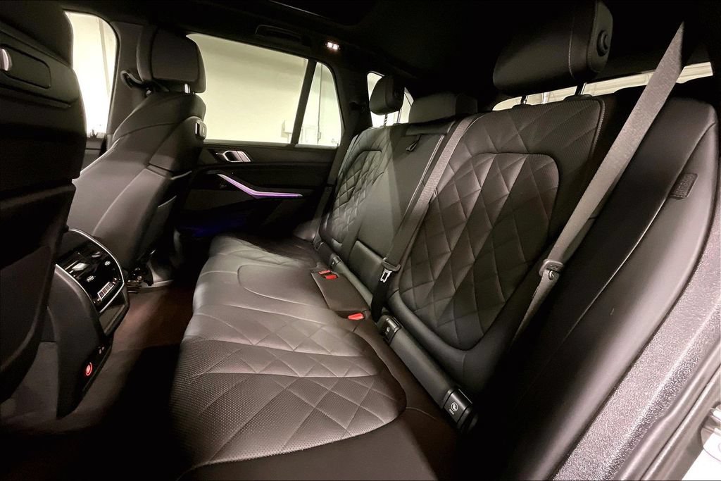 Used 2024 BMW X5 sDrive40i w/ Premium Package RWD image 33