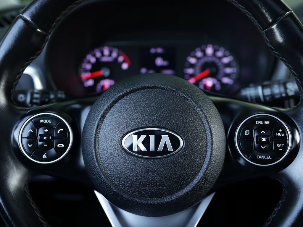 Used 2020 Kia Soul GT-Line w/ GT 2.0L Power Sunroof Package FWD image 11