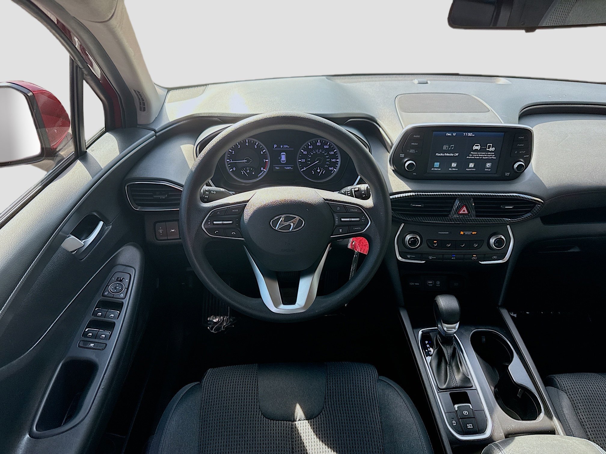 Used 2020 Hyundai Santa Fe SE w/ Cargo Package image 18