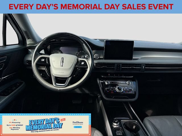 Used 2022 Lincoln Corsair AWD w/ Premium Package image 23