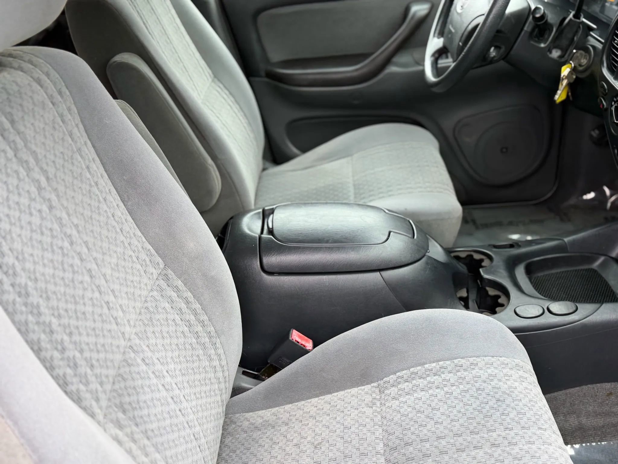 Used 2004 Toyota Tundra SR5 AWD/4WD image 26