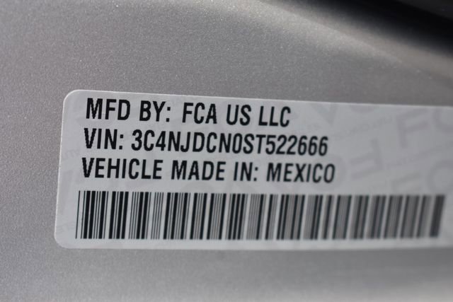 Used 2025 Jeep Compass Limited image 37