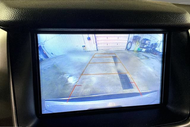 Used 2018 Chevrolet Suburban Premier AWD/4WD image 24