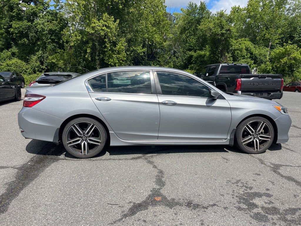 Used 2016 Honda Accord Sport image 6