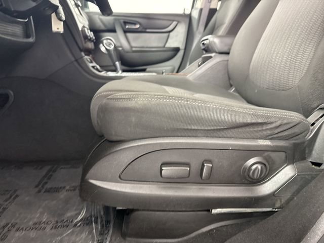 Used 2013 Chevrolet Traverse LT FWD image 22