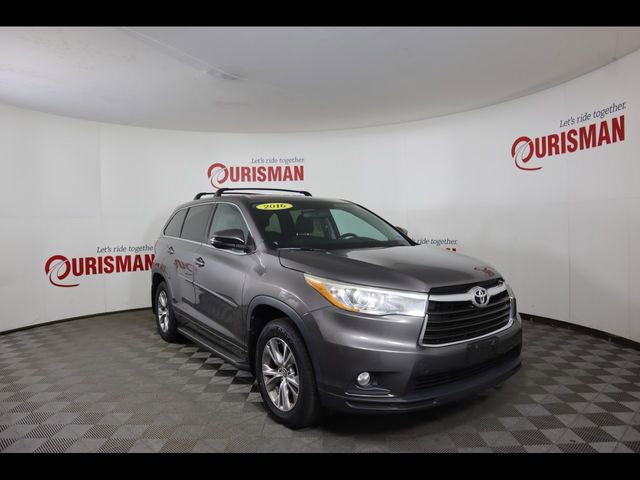 Used 2016 Toyota Highlander LE image 13
